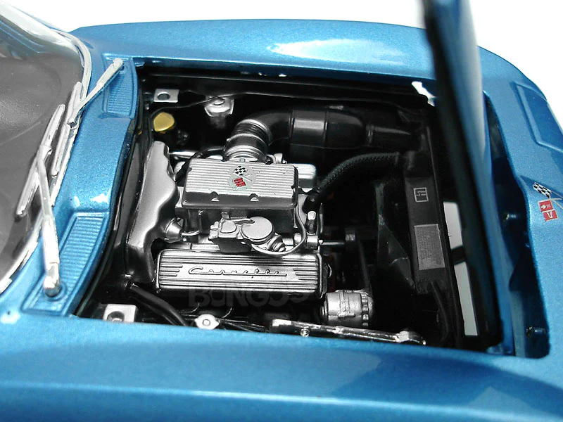 Special Edition Model Car Coupe 1:18 Maisto 1965 Chevrolet Corvette Blue Diecast Model