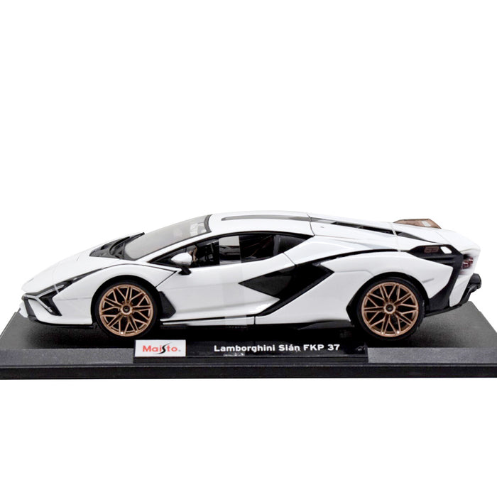 Maisto 1:18 Special Edition Metallic Diecast Car Model Lamborghini White Sian FKP37