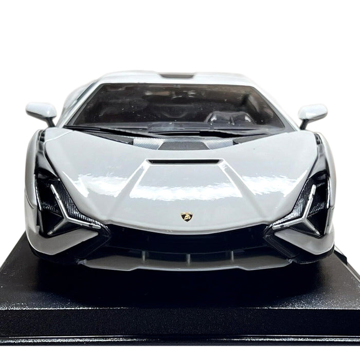 Maisto 1:18 Special Edition Metallic Diecast Car Model Lamborghini White Sian FKP37