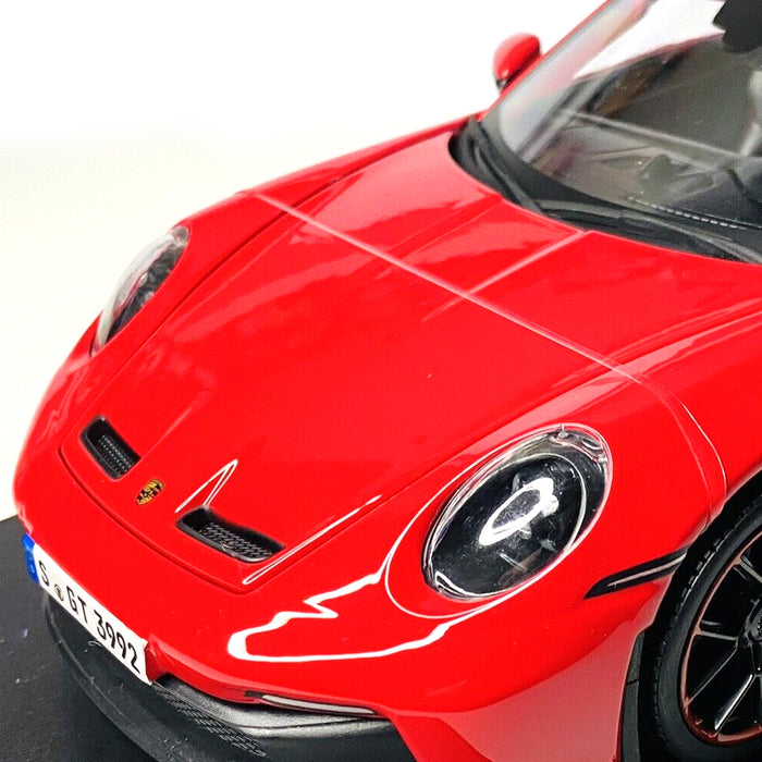 Maisto 1:18 Car Model Metallic Diecast With Plastic Part Porsche 911 GT3 Red