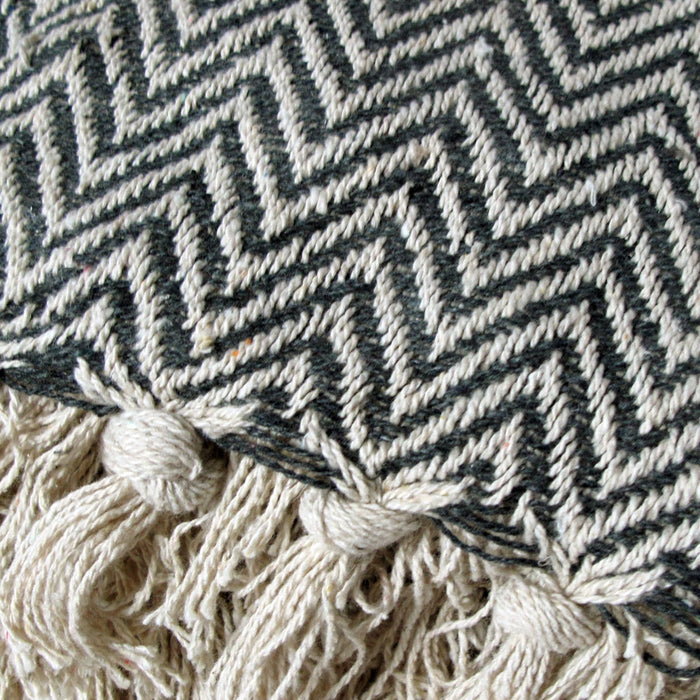 Cotton Fringe Throw Rug Chevron Charcoal 127 x 152 cm 100% Cotton Machine Washable